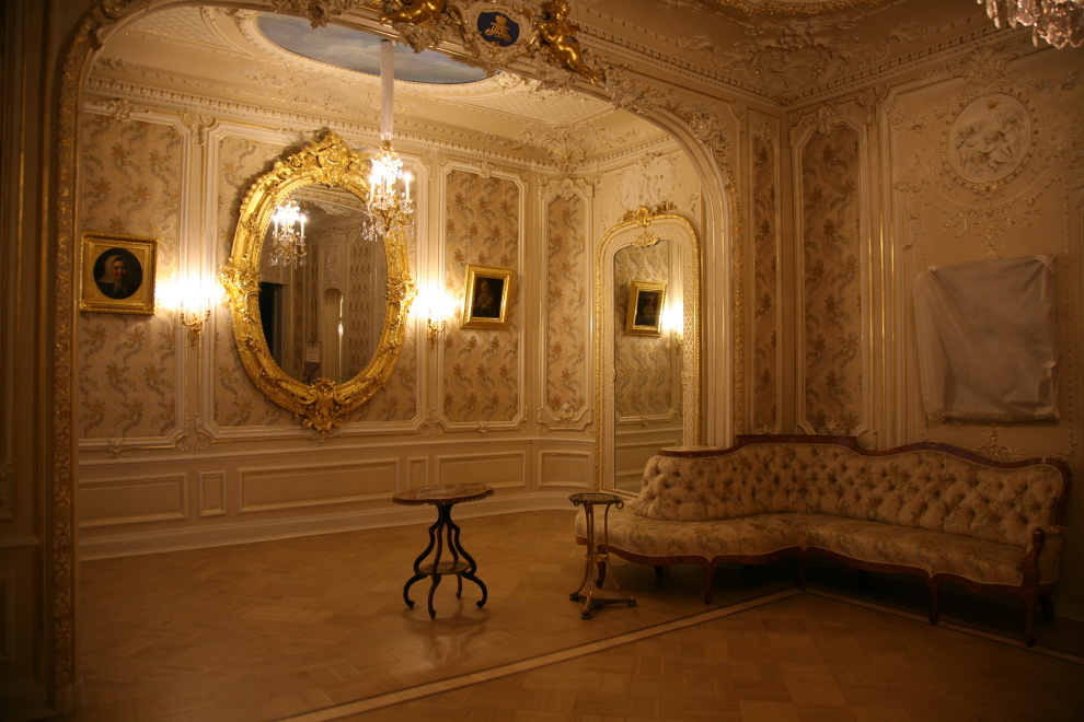 You could chat with friends or write letters in this elegant room inside: